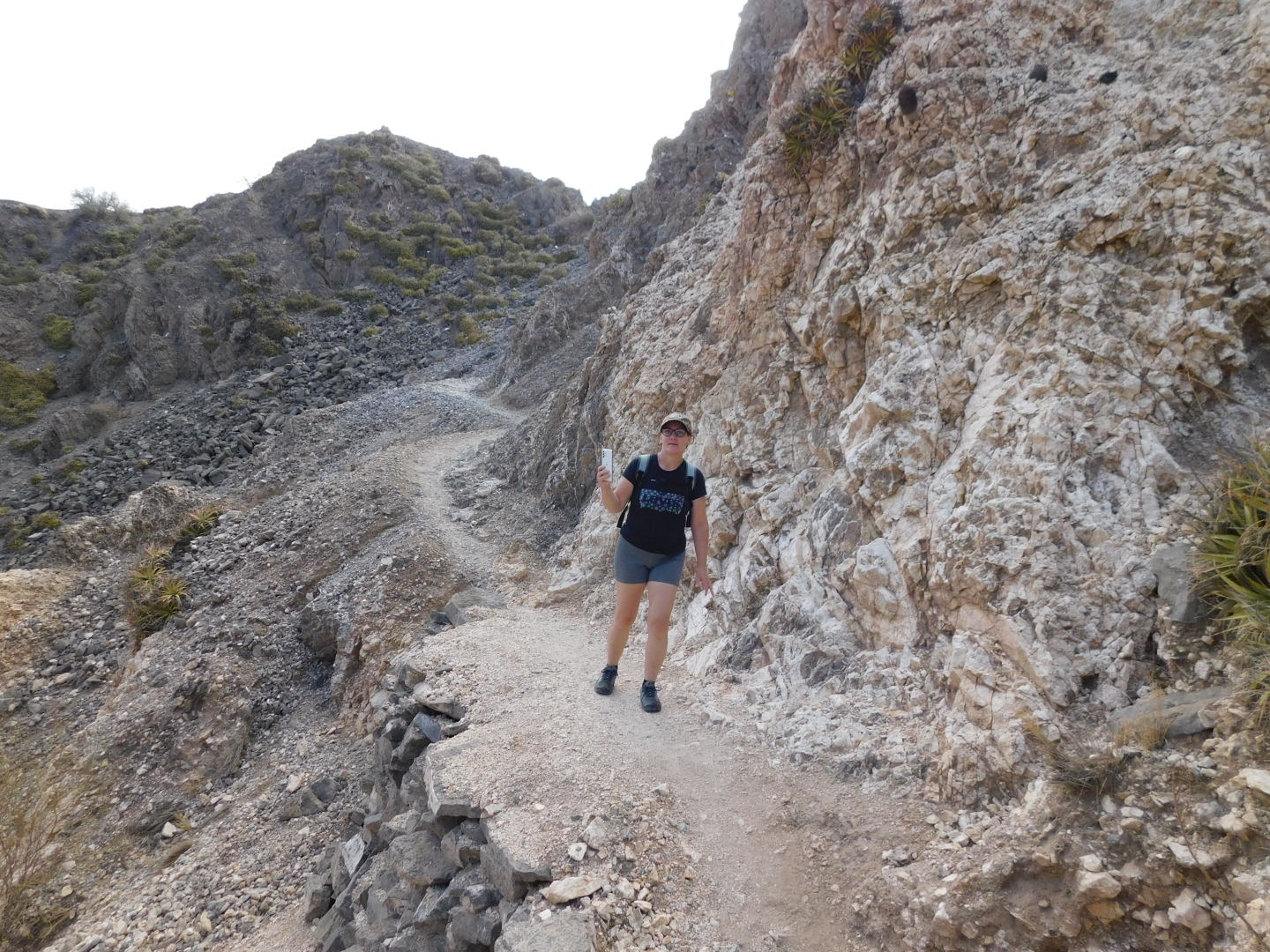 Sendero al Cerro Tres Marías