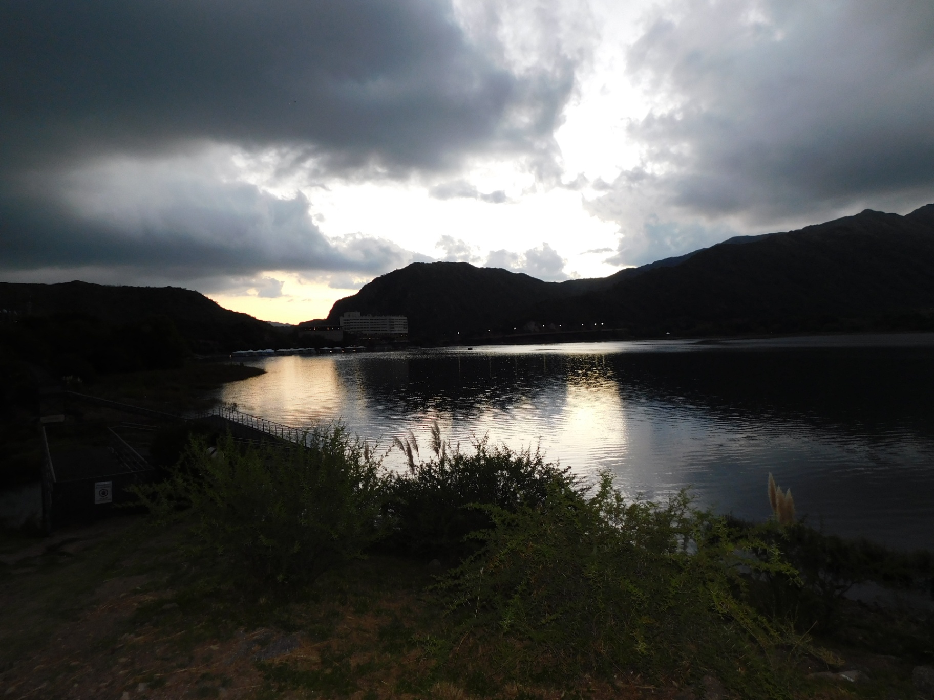 Atardecer en Potrero de los Funes